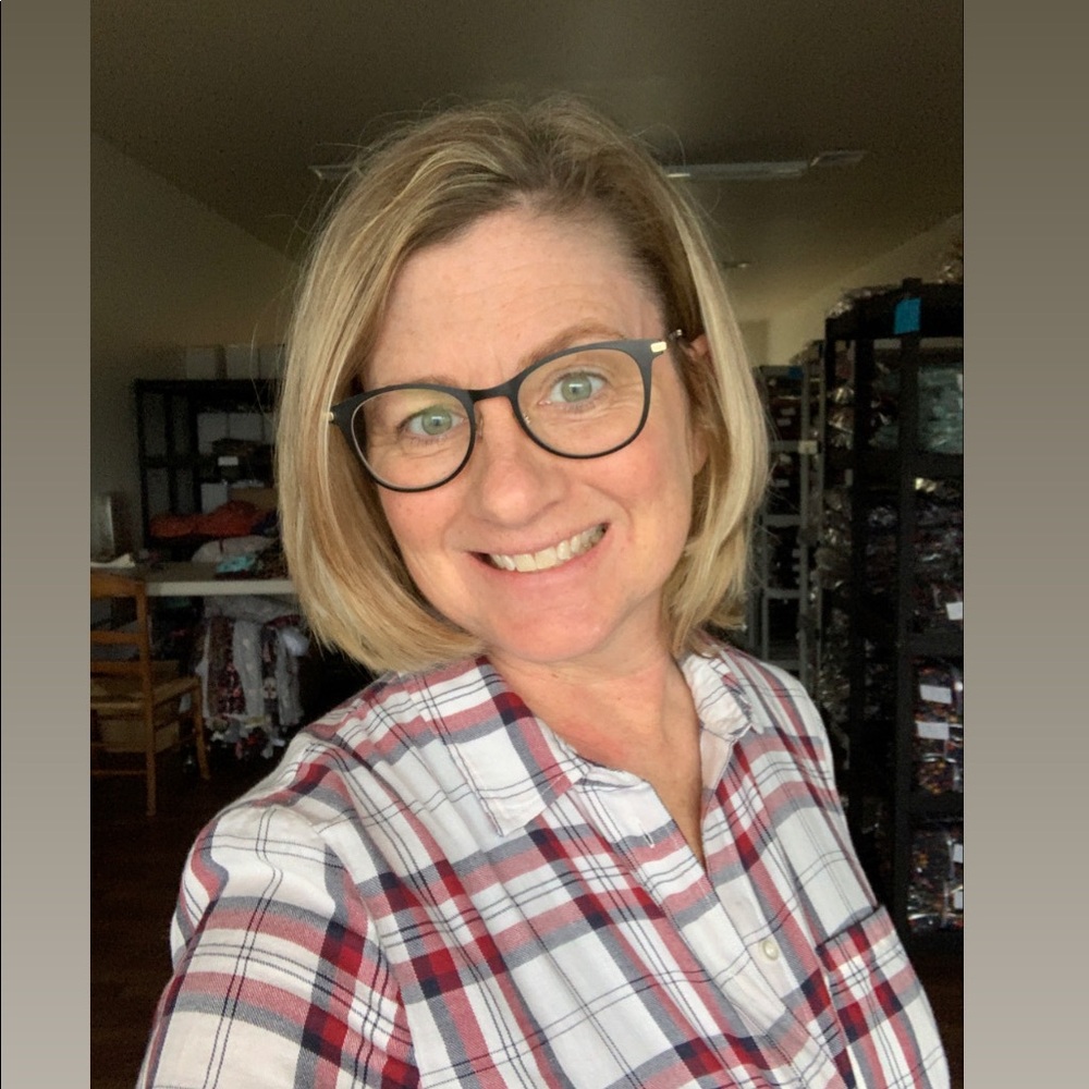 Meet your Posher, Carolyn